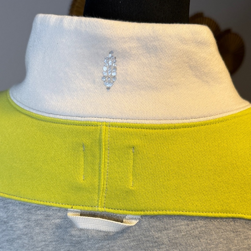 FP Movement Split Second Colorblock Half-Zip Pull… - image 6